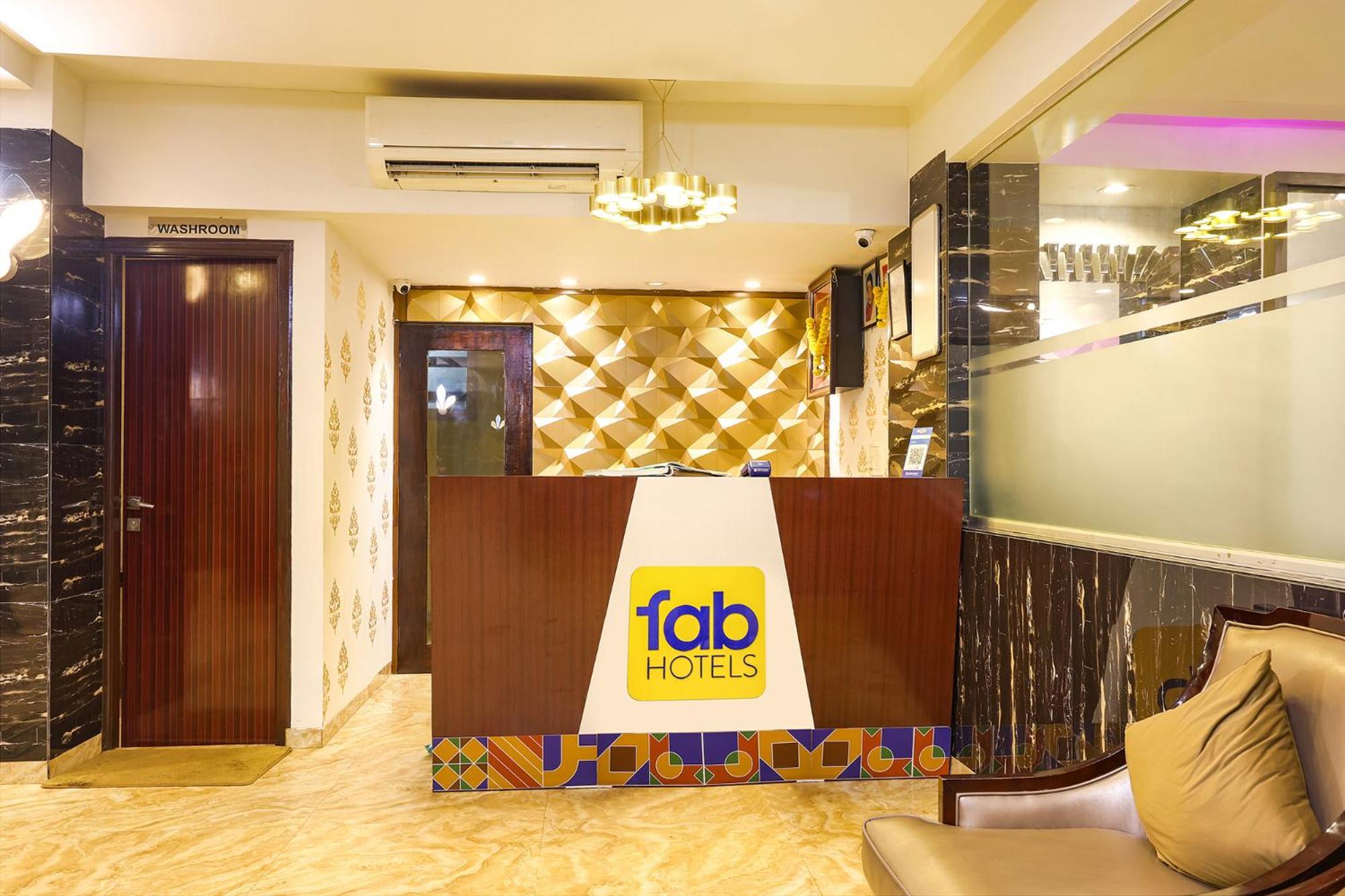 Fabhotel Prime Sarala Crown With Pool - Nr Calangute Beach Esterno foto