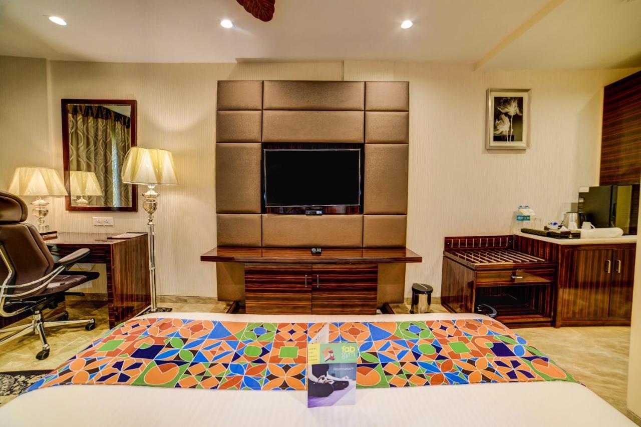 Fabhotel Prime Sarala Crown With Pool - Nr Calangute Beach Esterno foto