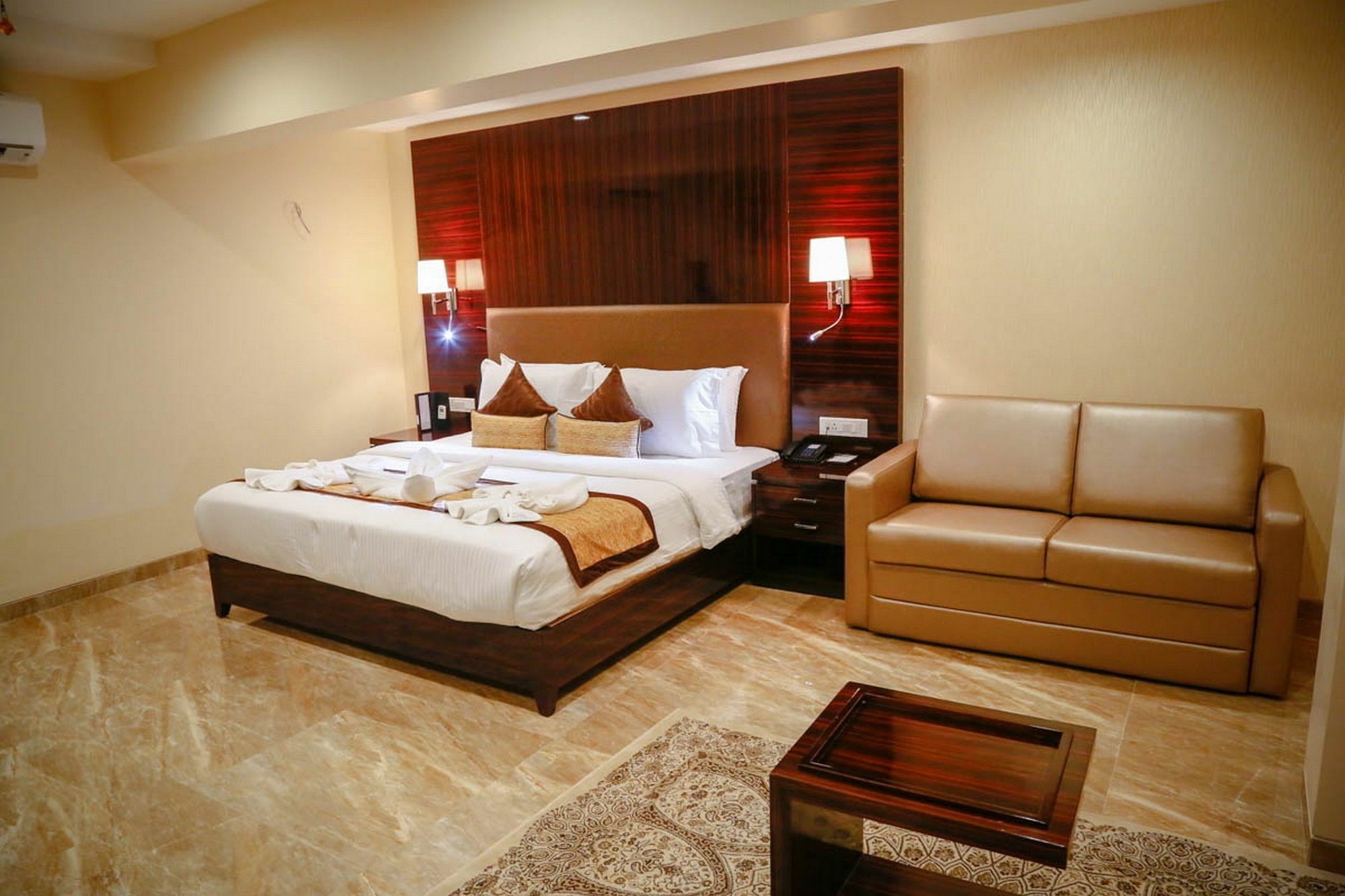 Fabhotel Prime Sarala Crown With Pool - Nr Calangute Beach Esterno foto